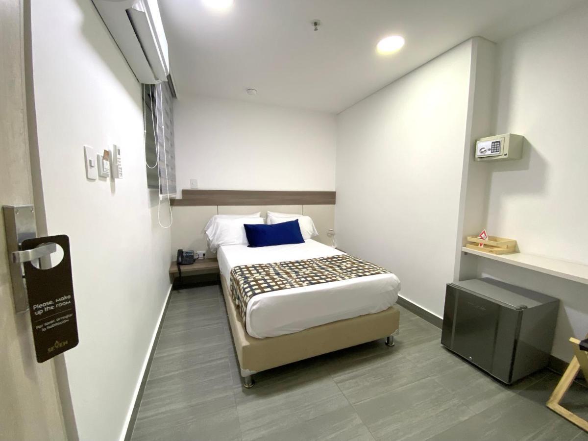 Ayenda Seven Inn Medellín Dış mekan fotoğraf